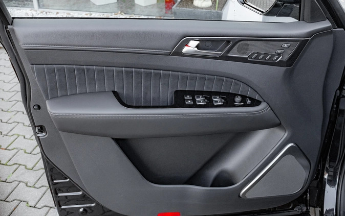 SsangYong REXTON cena 265900 przebieg: 11350, rok produkcji 2023 z Lądek-Zdrój małe 781